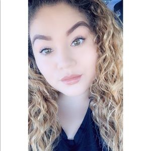 Meet your Posher, Alyssa